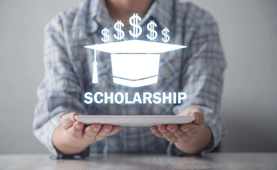 strategies to winning college scholarships
