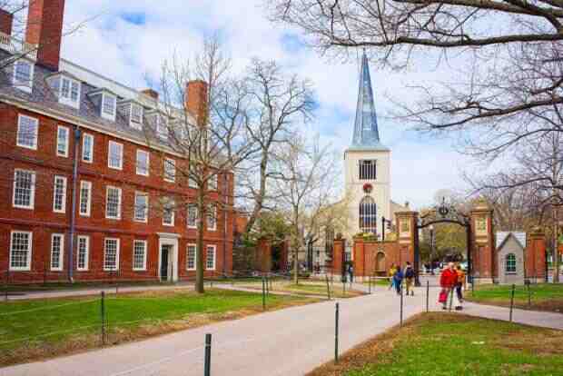 List of the Best Christian Colleges and Universities