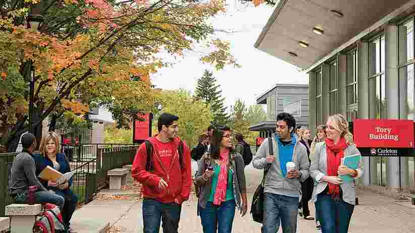 Lista över undervisningsfria universitet i Kanada för internationella studenter
