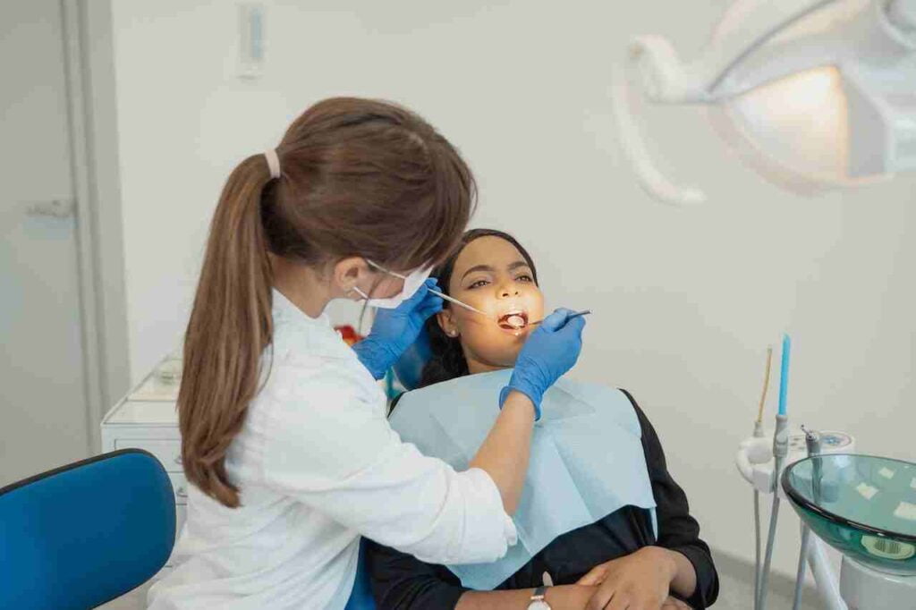 Enklaste tandläkarskolorna att komma in på